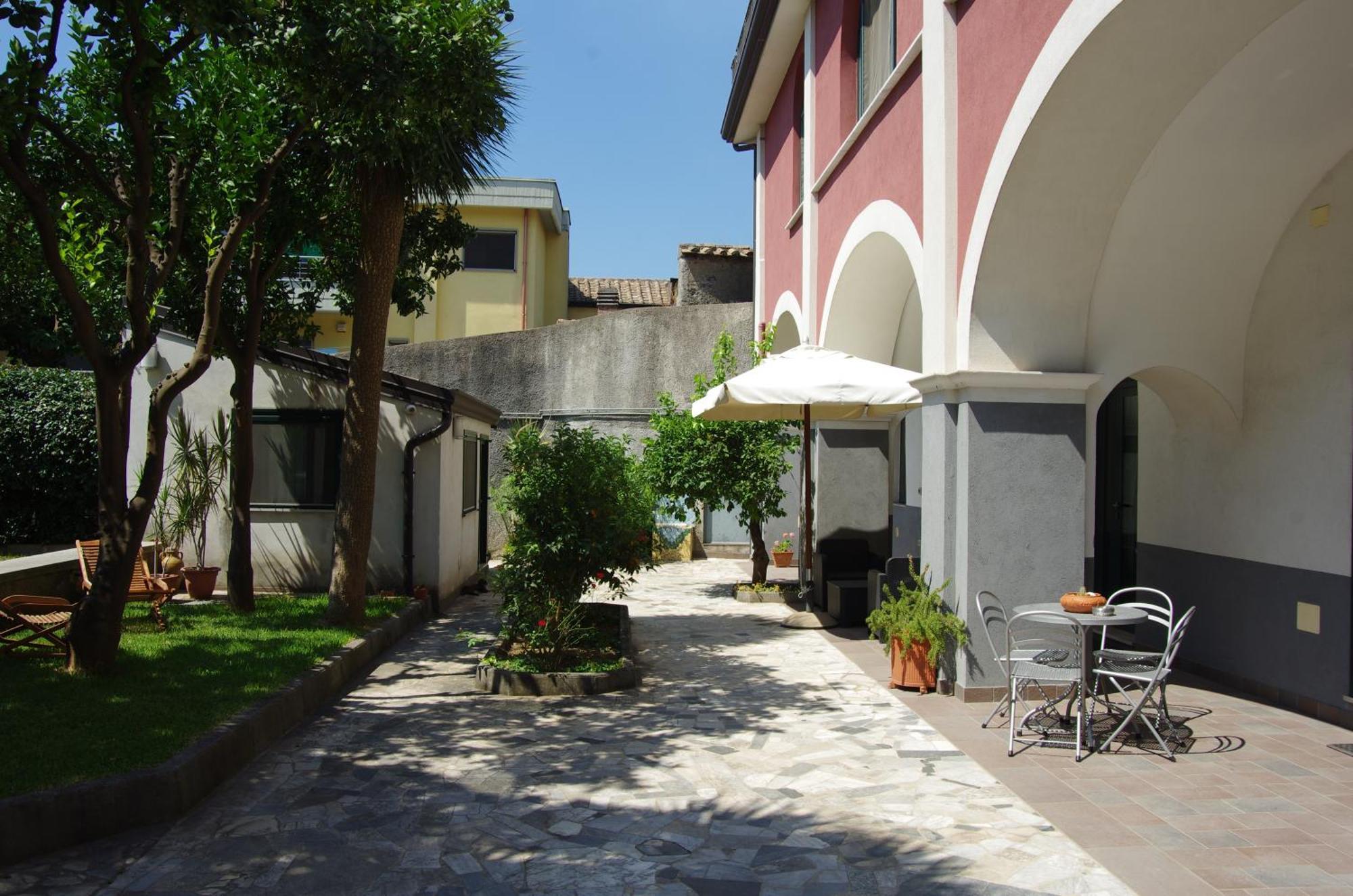 La Magnolia B&B Baronissi Bagian luar foto